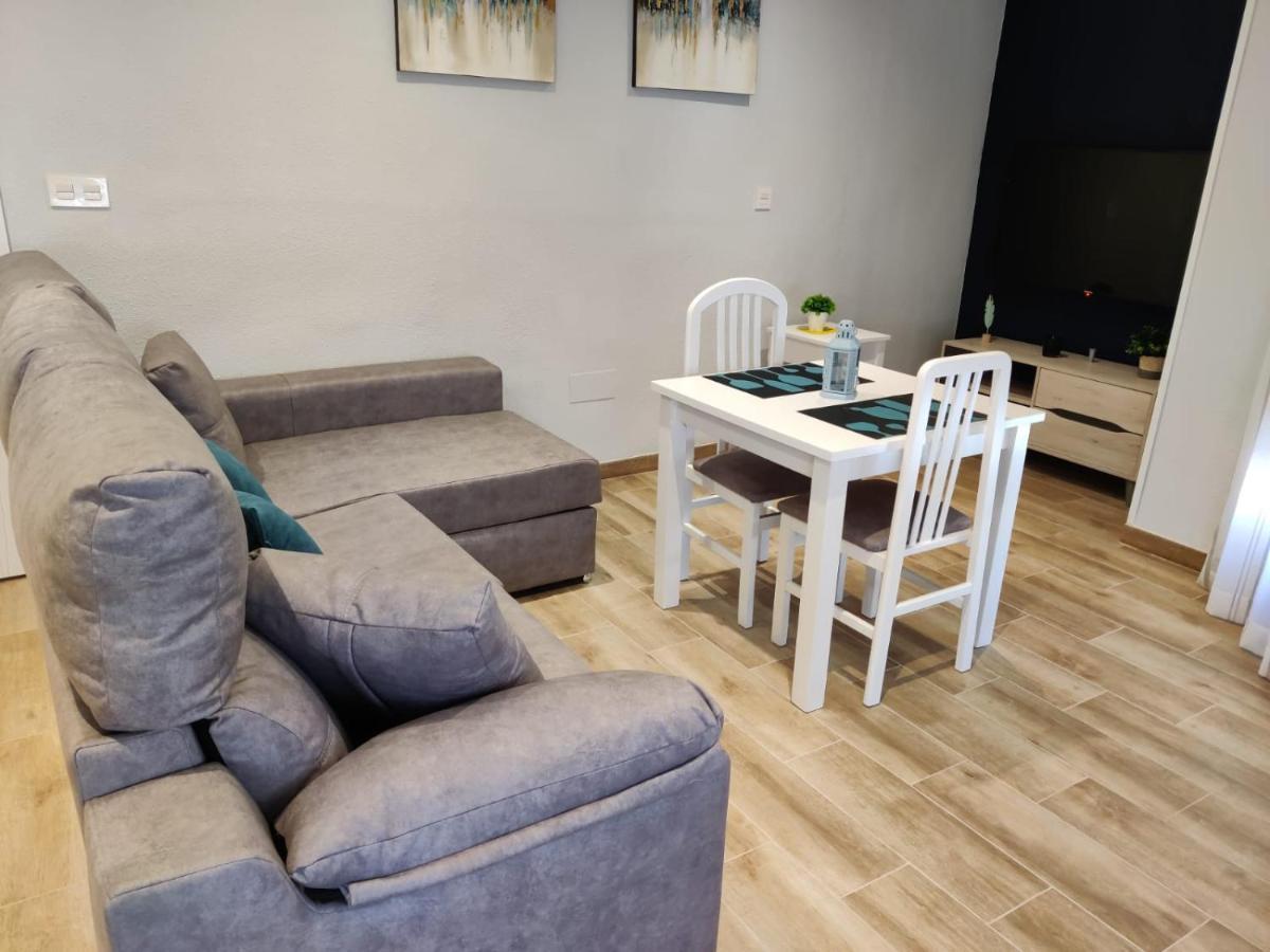 Duerme A Gusto - Tu Habitacion Acogedora En Torredonjimeno Exterior foto